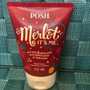 Perfectly POSH Merlot it’s Me hand crème